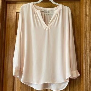 Ann Taylor LOFT Blush Crepe Notch V-Neck Long Sleeve Blouse Top Size MP